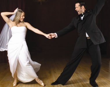 Márpedig táncolni tudni kell - Esküvő -  - esküvő, esküvői divat, esküvői tánc, 