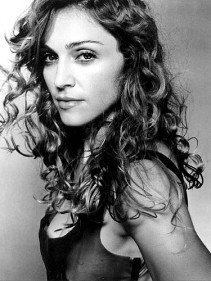 Madonna a legtöbbet játszott előadó Nagy-Britanniában - Fesztelen mindennapok -  - beatles, madonna, 