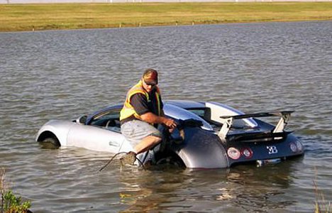 Leamortizált luxusjárgányok -  -  - 2010, érdekességek, luxusautók, 