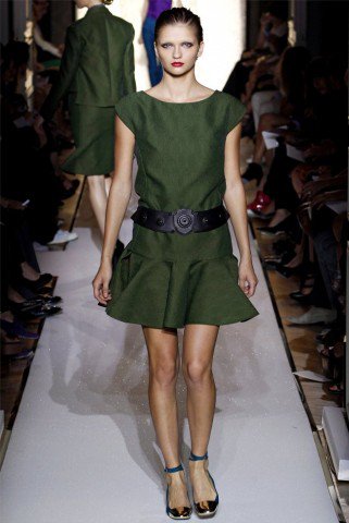 Yves Saint Laurent 2012-es tavaszi kollekció - Hírek  -  - 2012 tavasz, divat, divatkét, fashion week, paris fashion week, Yves Saint Laurent, 