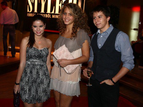 Teltházas bulival ünnepeltek a Lotus Ladies Cup 2011 versenyzői - Fesztelen mindennapok -  - lotus ladies cup party, party, program, style party, stylemagazin, 