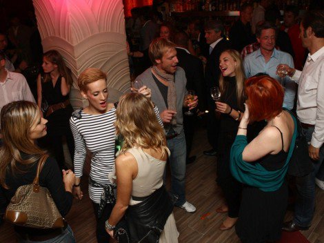 Teltházas bulival ünnepeltek a Lotus Ladies Cup 2011 versenyzői - Fesztelen mindennapok -  - lotus ladies cup party, party, program, style party, stylemagazin, 