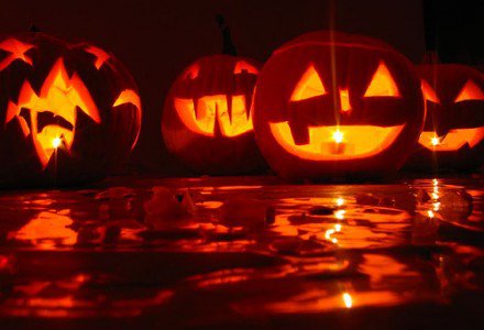 Halloween Fesztivál a Vörösmarty téren - Fesztelen mindennapok -  - érdekesség, fesztivál, Halloween, programajánló, ünnep, 