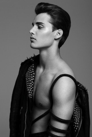 Újabb magyar férfi modell a nemzetközi modellek sorában - Hírek  -  - Barta Roberto, divat, modell, 