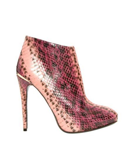 Cipőmustra: Roberto Cavalli 2011 ősz – 2012 tél - Hírek  -  - cipő, divat, kollekció, Roberto Cavalli, trend, 