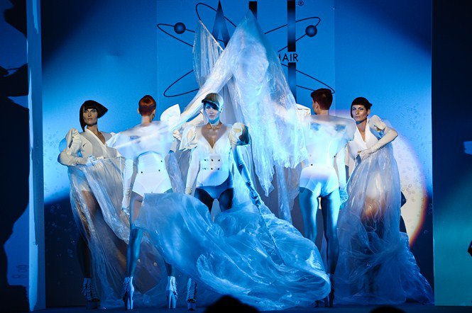 Alternative Hair Show - London 2011 - Hajápolás  -  - Alternative Hair Show, fodrász, haj, Hajas László, Mali Ildi, Tony Rizzo, 