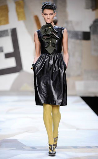 Ezek a csodálatos  Fendi bundák! - Hírek  -  - 2011 ősz - 2012 tél, divat, Fendi, Karl Lagerfeld, trend, 