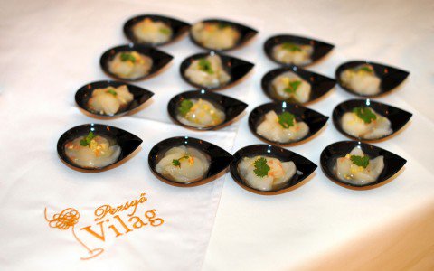 Rózsaszín pillanatok - Lezajlott az első tematikus Pezsgő Világ Est, ezúttal a roséké volt a főszerep - Fesztelen mindennapok -  - gasztronómia, pezsgő, Pezsgő Világ Est, rosé, 