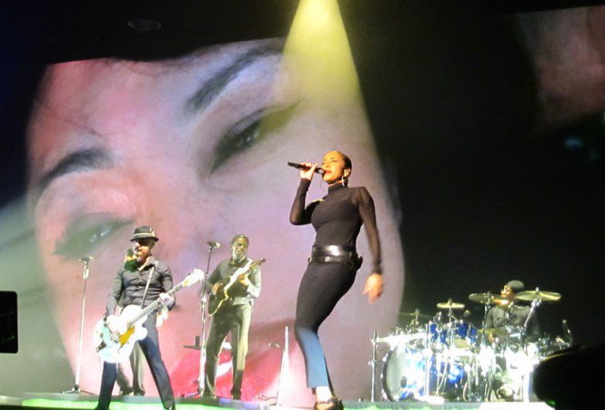 Sade Koncert - spirituális utazás - Fesztelen mindennapok -  - katarzis, koncert, Sade, 