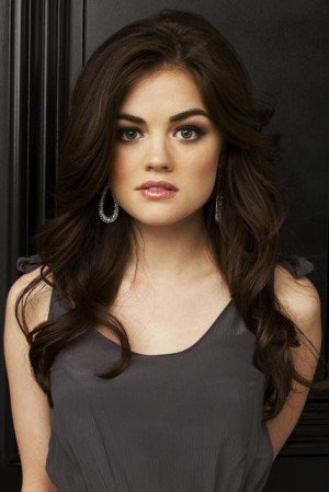 2011 kedvencei - 4 típus, 12 nő - Fesztelen mindennapok -  - Blake Lively, cicaszem, Kim Kardashian, latin, Lucy Hale, Mila Kunis, nőideál, szexszimbólum, sztár, 