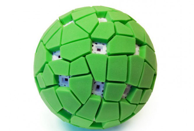 Dobálható panorámakamerás labda Jonas Pfeiltől - Fesztelen mindennapok -  - labda, panorámakamera, 