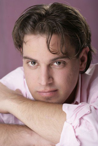 Egy nőben legyen spiritusz! - A Glamour sármos pasijai vallanak nőideáljaikról - Fesztelen mindennapok -  - divat, érdekesség, glamour, nyereményjáték, szavazás, 