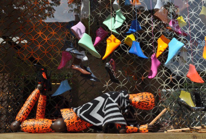 Óh...azok a csodálatos Louis Vuitton kirakatok! - Hírek  -  - dekoráció, kirakat, Louis Vuitton, Párizs, táska, 