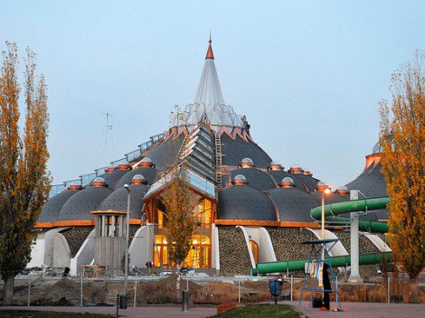 Megnyílt a makói Hagymatikum fürdő - Utazás -  - gyógyfürdő, Hagymatikum, Makó, Makovecz Imre, wellness, 