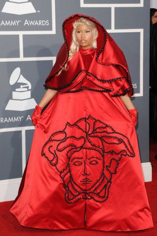 Grammy glamúr - Az 54. Grammy gála divatkörképe - Hírek  - Fesztelen mindennapok - Adele, Armani, Grammy-díj, Grammy-díj 2012, Rihanna, Versace, vörös szőnyeg, Whitney Houston, 