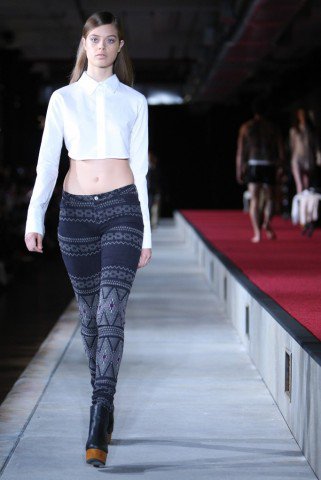 Szűkülő bányászgatya - Hírek  -  - bootcut, Levi's, New York-i Divathét, 