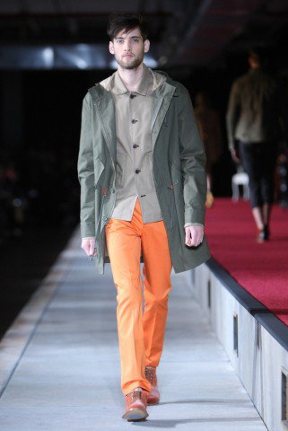 Szűkülő bányászgatya - Hírek  -  - bootcut, Levi's, New York-i Divathét, 