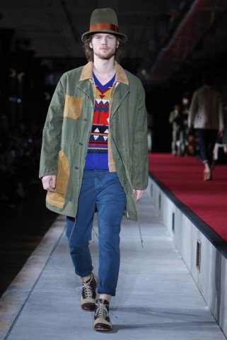 Szűkülő bányászgatya - Hírek  -  - bootcut, Levi's, New York-i Divathét, 