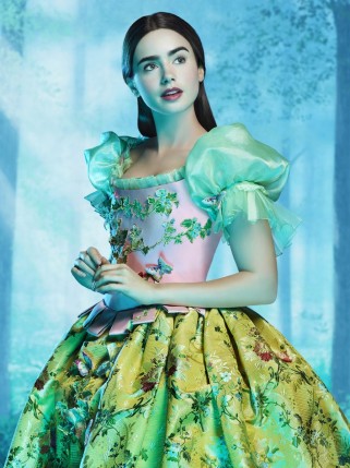 Hófehérke minden mennyiségben! - Fesztelen mindennapok -  - Charlize Theron, film, hófehérke, Julia Roberts, Kristen Stewart, mozi, 