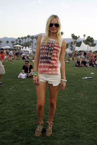 Slampos a Twilight sztárja - DIVAT&STÍLUS - Hírek  - Alkonyat, divat, Kate Bosworth, Kristen Stewart, stílus, stylist, 