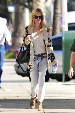 Slampos a Twilight sztárja - DIVAT&STÍLUS - Hírek  - Alkonyat, divat, Kate Bosworth, Kristen Stewart, stílus, stylist, 