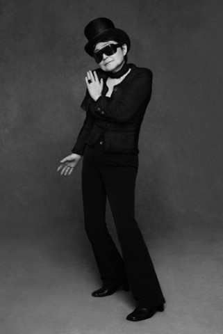 Sztárok kis fekete Chanel kabátban - DIVAT&STÍLUS - Hírek  - Chanel, Coco  Chanel, e-kiállítás, Kanye West, Karl Lagerfeld, Tilda Swinton, Uma Thurman, Vogue, 