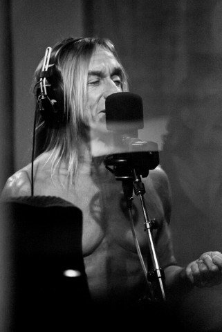 Iggy Popnak jó a szaga! - SZÉPSÉG - Illatok - ++Nick+Rae, ++Paco+Rabanne, ++Sasha+Pivovarova, +Black+XS, Iggy+Pop, 