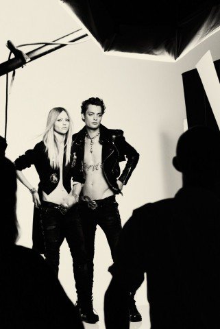 Iggy Popnak jó a szaga! - SZÉPSÉG - Illatok - ++Nick+Rae, ++Paco+Rabanne, ++Sasha+Pivovarova, +Black+XS, Iggy+Pop, 