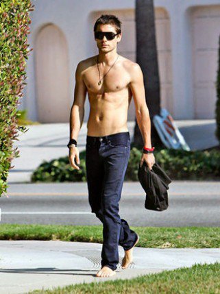 Tényleg ennyi idős? - 10 kortalan sztár - STYLELIFE -  - élet vize, fiatalság, Halle Berry, hollywood, kortalan, plasztika, szépség, 