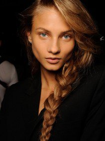 Hajfonás technikák - videóval! - SZÉPSÉG - Hajápolás  - fonás, frizura, haj, halszélka fonás, parketta fonás, 