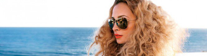 Nicole Richie fodrásznak állna - STYLELIFE -  - fodrász, Glamour, hajfonás, House of Harlow 1960, karrier, kiegészítők, Nicole Richie, 