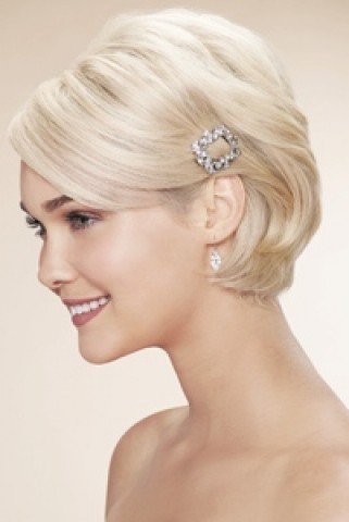 Toronyóra lánccal... - Esküvő -  - dísz, fátyol, frizura, haj, Menyasszonyi, rövid, virág, 