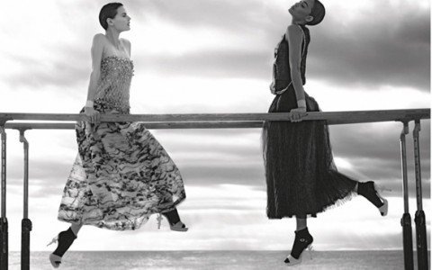 Szandál zonkival. Menő, vagy ciki? - DIVAT&STÍLUS - Stílusiskola - baki, Chanel, divat, szandál, Vogue, zokni, 