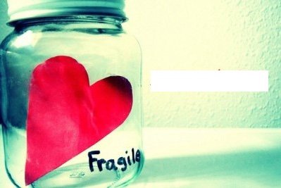 Vigyázz! Törékeny! -  -  - 