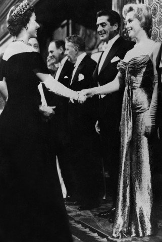 A királynő és Hollywood - STYLELIFE -  - II. Erzsébet királynő, jubileum, Lady Gaga, Marilyn Monroe, 