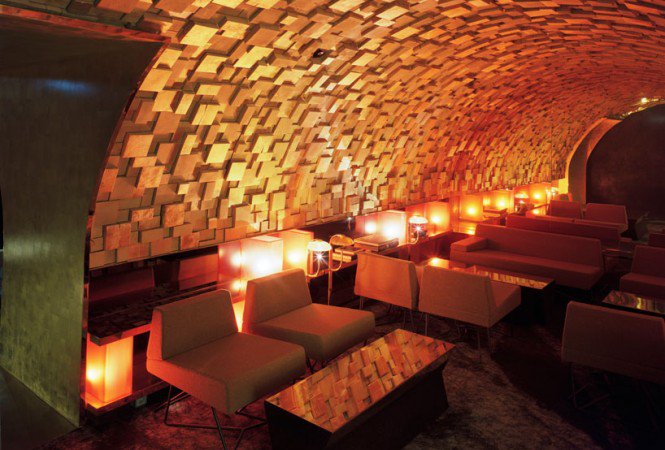 David Lynch dizájnernek állt - STYLENEWS - Otthon & Design - +++klub, ++David+Lynch, +design, P%C3%A1rizs, 