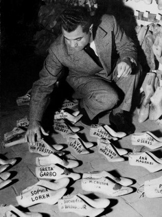 Salvatore Ferragamo, a látnok - DIVAT&STÍLUS - Stílusiskola - ++++cip%C5%91, +++divat, ++divatt%C3%B6rt%C3%A9net, +st%C3%ADlus, Salvatore+Ferragamo, 