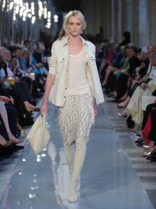 Divatbemutató a Louvre-ban - DIVAT&STÍLUS - Hírek  - +++Salvatore+Ferragamo, ++divat, +kollekci%C3%B3, st%C3%ADlus, 