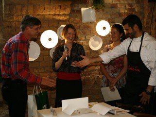 Nyári andalúz finomságok - STYLELIFE - Fesztelen mindennapok - +++garn%C3%A9l%C3%A1s+tortill%C3%A1cska, +++spanyol+konyha, +++tortilla, ++andal%C3%BAzia, ++sangria, +Andal%C3%BAz+Receptverseny, Extenda, 