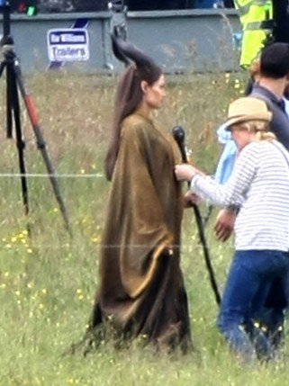 Angelina Jolie gonoszabb, mint valaha - STYLELIFE - Fesztelen mindennapok - ++++++Angelina+Jolie+gonosz, +++++Brad+Pitt, ++++Csipker%C3%B3zsika, +++Disney, ++gonosz, +Maleficent, Angelina+Jolie, 