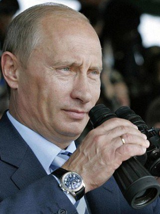 Putyin hordja a legdrágább karórákat - Hírek  -  - ++++Tourbograph, +++Putyin, ++Blancplain+Aqualun, +Lange+%26+Sohne+Flybac, Philippe+Perpetual+Calendar, 