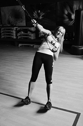 Két edzésforma a tökéletes tartásért - KERESD A NŐT  - Egészség - ++++gerinc, +++tart%C3%A1s, ++TRX, +edz%C3%A9s, G-Flex, 