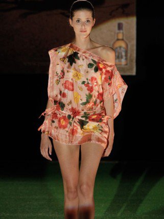 Blumarine Beach Wear és Léber Barbara fürdőrucik - DIVAT&STÍLUS - Hírek  - ++Beach+Couture+kollekci%C3%B3, +L%C3%A9ber+Barbara, Beach+Wear, 