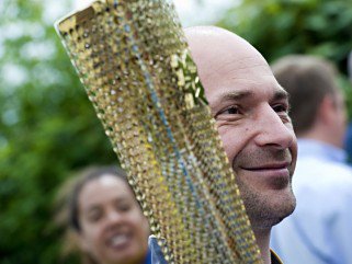 Vadon Jani is futott az olimpiai lánggal -  -  - +++Vadon+Jani, ++Class+Fm, +London+2012, Olimpia, 