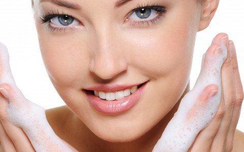 A kedvenc sminklemosónk - SZÉPSÉG - Smink  - +++smink, ++arc%C3%A1pol%C3%A1s, +hidrat%C3%A1l%C3%A1s, +vatta, sminklemos%C3%B3+teszt, 