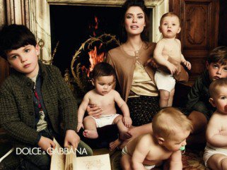 Szüreten a Dolce & Gabbana családdal - Hírek  -  - ++kamp%C3%A1ny, +Dolce+%26+Gabbana, fot%C3%B3sorozat, 