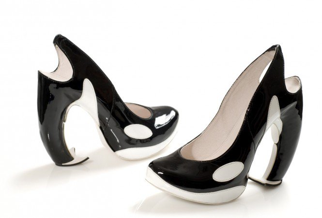 Őrült cipellők - Stílusiskola -  - %C5%91r%C3%BClt+cip%C5%91, +++++++cip%C5%91, +++++++design, +++++++Lady+Gaga, +++++++Madonna, ++++++Kobi+Levi, 