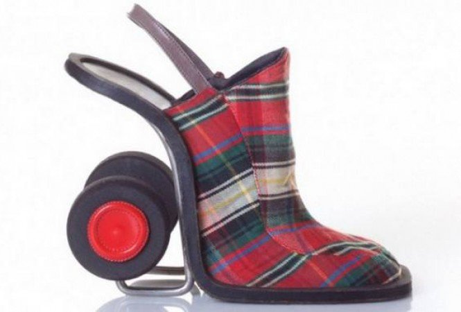 Őrült cipellők - Stílusiskola -  - %C5%91r%C3%BClt+cip%C5%91, +++++++cip%C5%91, +++++++design, +++++++Lady+Gaga, +++++++Madonna, ++++++Kobi+Levi, 