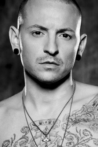 Álompasik ördögbőrben - STYLELIFE -  - %C3%B6rd%C3%B6gi, ++cs%C3%BAnya+f%C3%A9rfiak, ++Dave+Gahan, ++De+Niro, ++karizma, ++Vincent+Cassel, +kisug%C3%A1rz%C3%A1s, +szexi+f%C3%A9rfiak, 