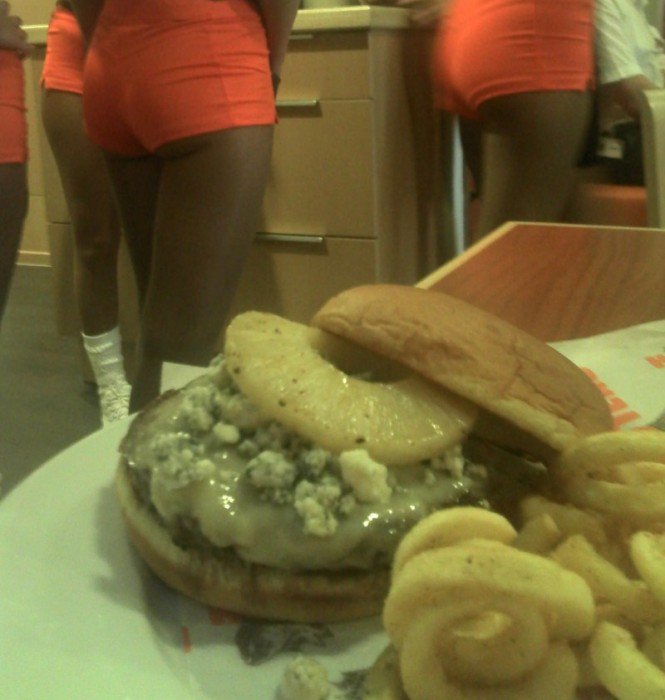 Hooters Budapest: mi már kipróbáltuk! -  -  - %C3%A9tterem+kritika, ++++++++Hooters, 